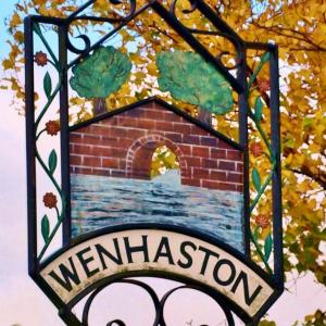146 Wenhaston Autumn Sign